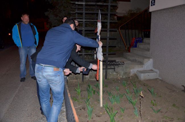 Foto 1, 01.04.2019, Der Feuerwehr - Storch ist gelandet