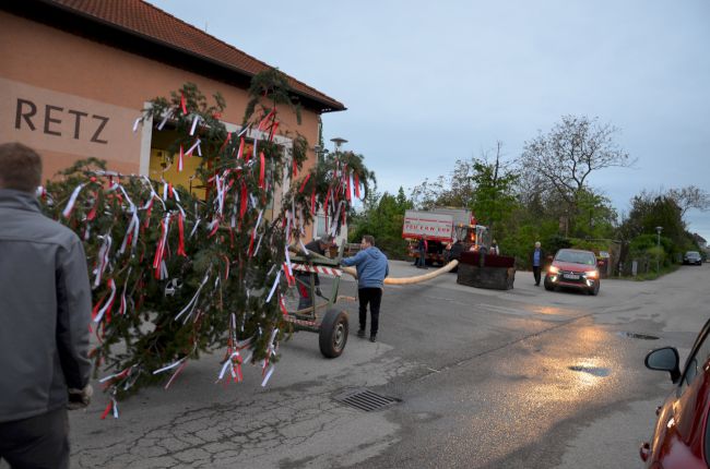 Foto 20, 09.05.2019, Maibaum aufstellen 2019 Foto 20, 09.05.2019, Maibaum aufstellen 2019