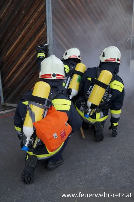 Foto 2, 31.08.2017, NASÜ - Normierte Atemschutzübung im Feuerwehrabschnitt Retz - 2 Trupps waren im Einsatz