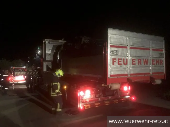 Foto 4, 14.09.2017, Technischer Einsatz - Fahrzeugbergung nach Verkehrsunfall Foto 4, 14.09.2017, Technischer Einsatz - Fahrzeugbergung nach Verkehrsunfall