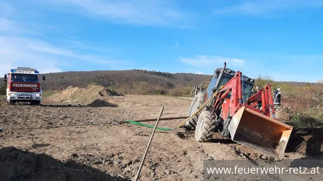 Foto 6, 13.11.2022, Technischer Einsatz - Traktorbergung