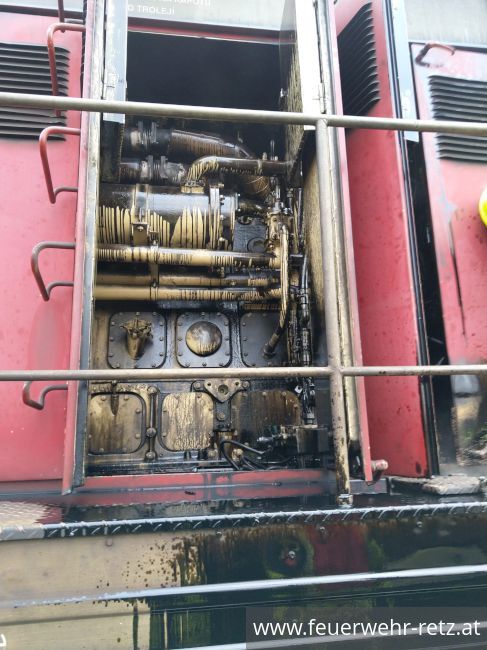 Foto 2, 03.04.2023, Schadstoffeinsatz - Betriebsmittelaustritt aus Diesellok