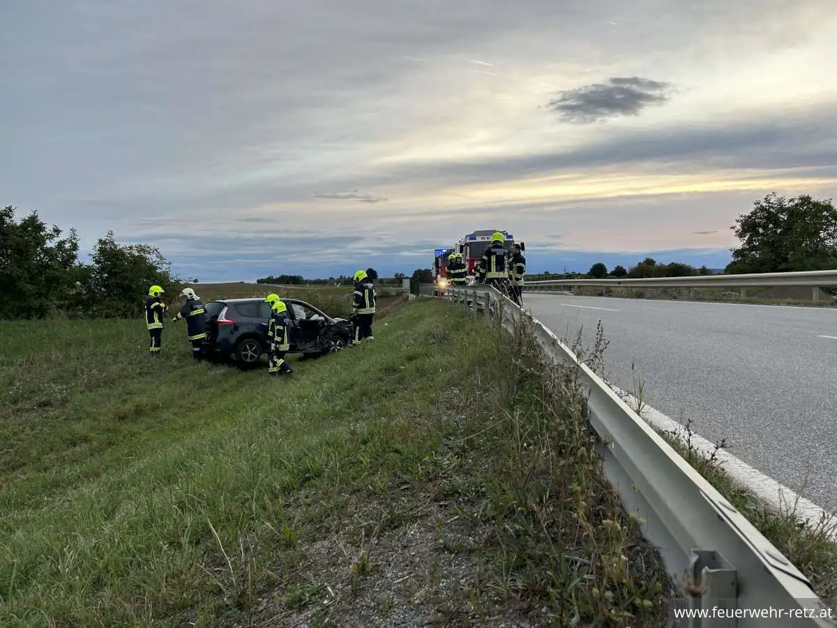 Foto 4, 26.09.2023, Einsatzreiches Wochenende - Weinlesefest und 2 Verkehrsunfälle
