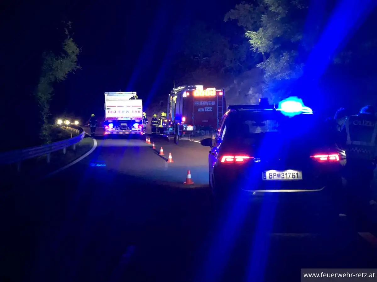 Foto 9, 26.09.2023, Einsatzreiches Wochenende - Weinlesefest und 2 Verkehrsunfälle