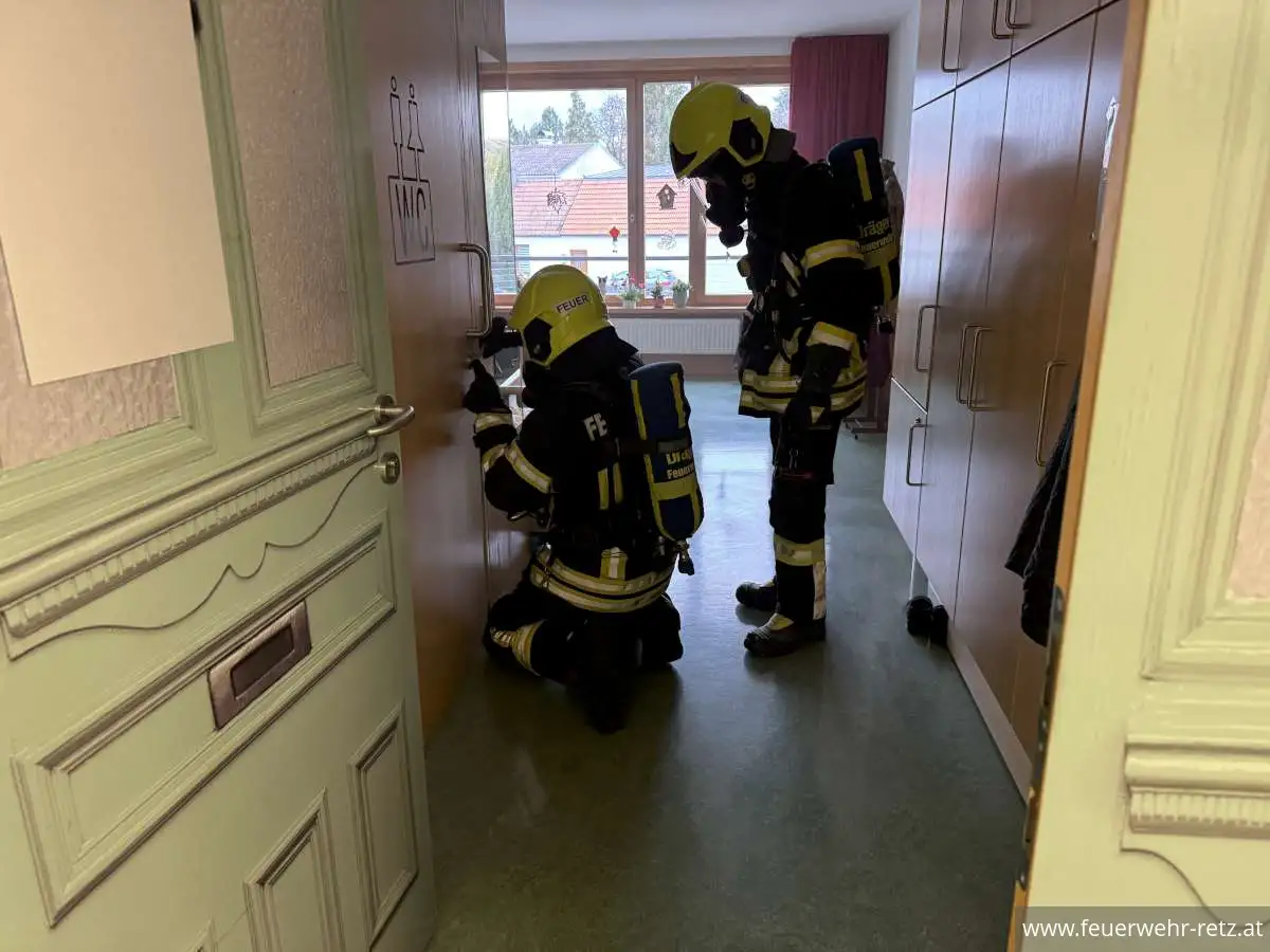 Foto 8, 19.11.2023, Branddienstübung im Pflegezentrum Retz