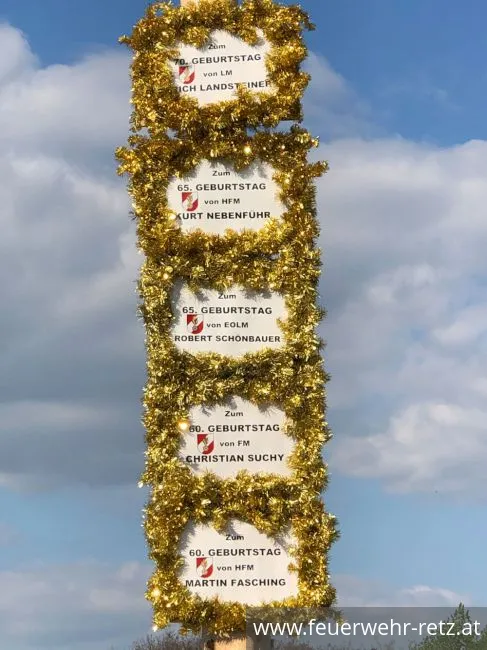 Foto 13, 02.05.2023, Maibaum aufstellen 2023 Foto 13, 02.05.2023, Maibaum aufstellen 2023