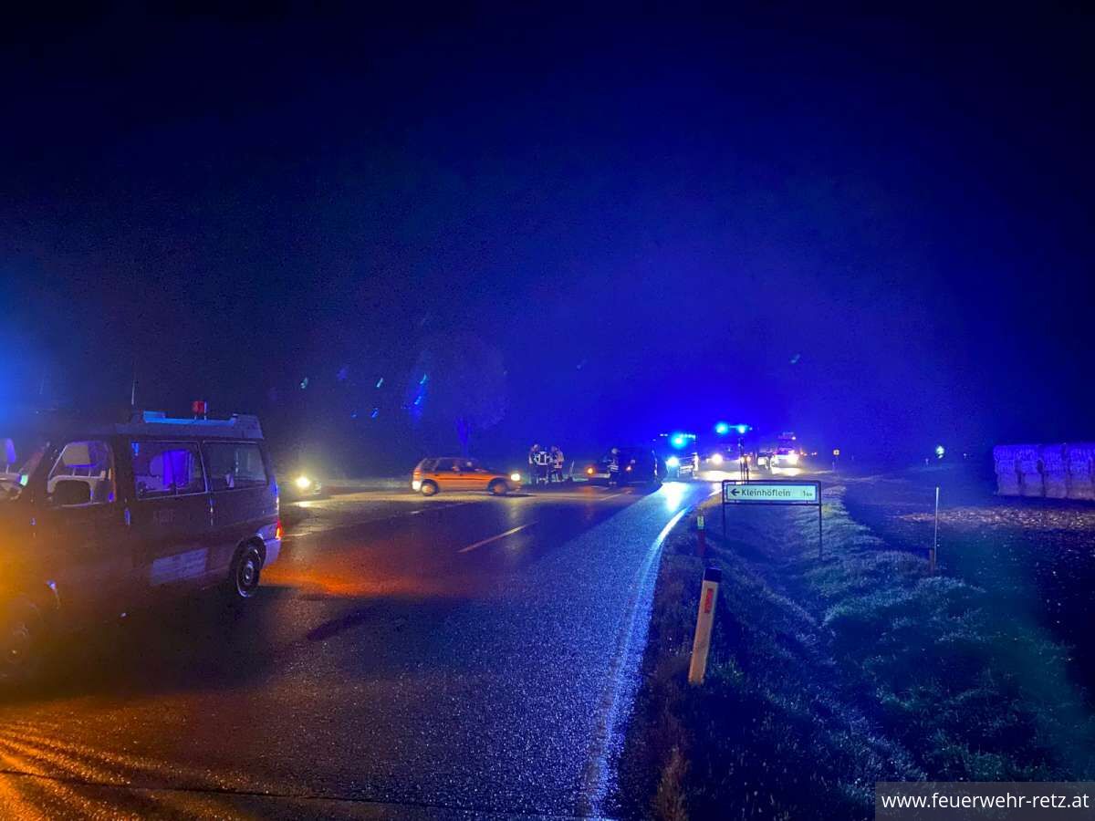 Foto 1, 27.10.2024, Technischer Einsatz - PKW-Bergung nach Verkehrsunfall 