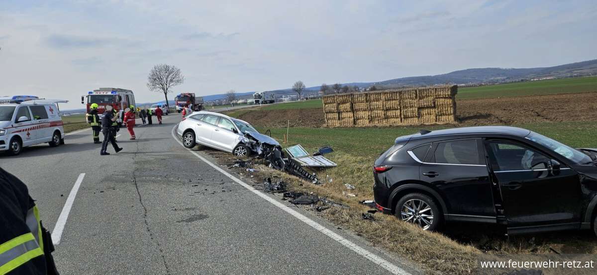 Foto 1, 24.03.2025, Technischer Einsatz - Verkehrsunfall auf Retzer Spange