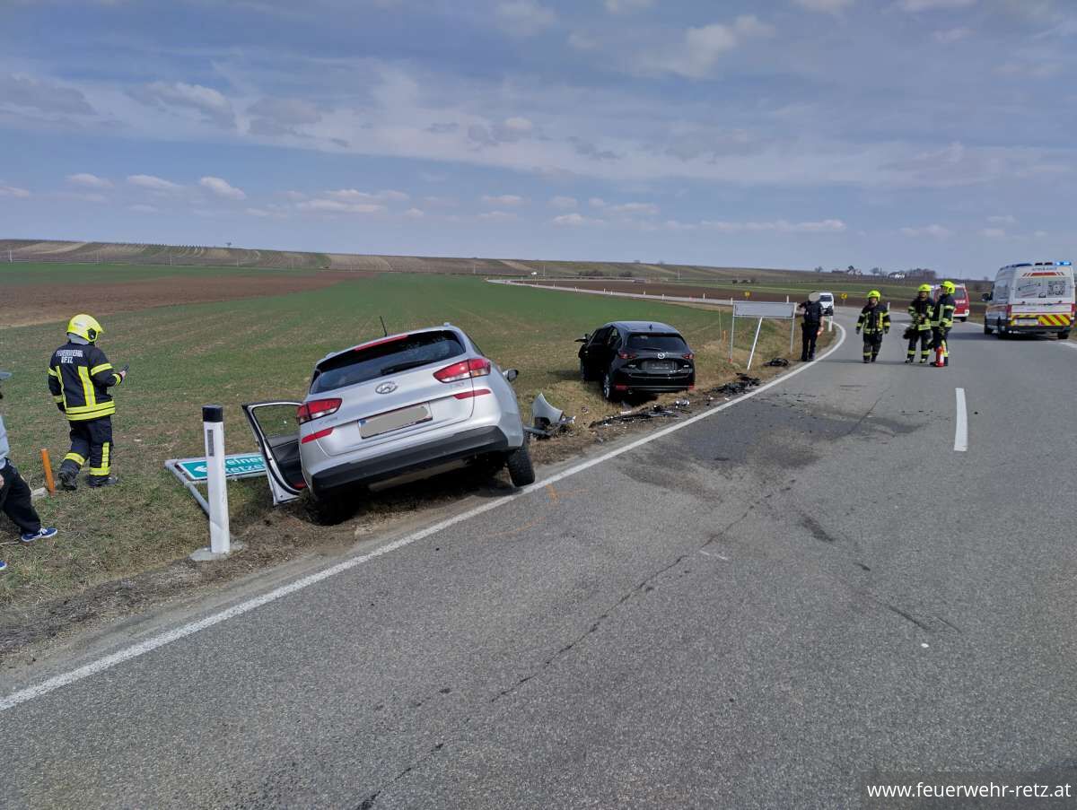 Foto 3, 24.03.2025, Technischer Einsatz - Verkehrsunfall auf Retzer Spange