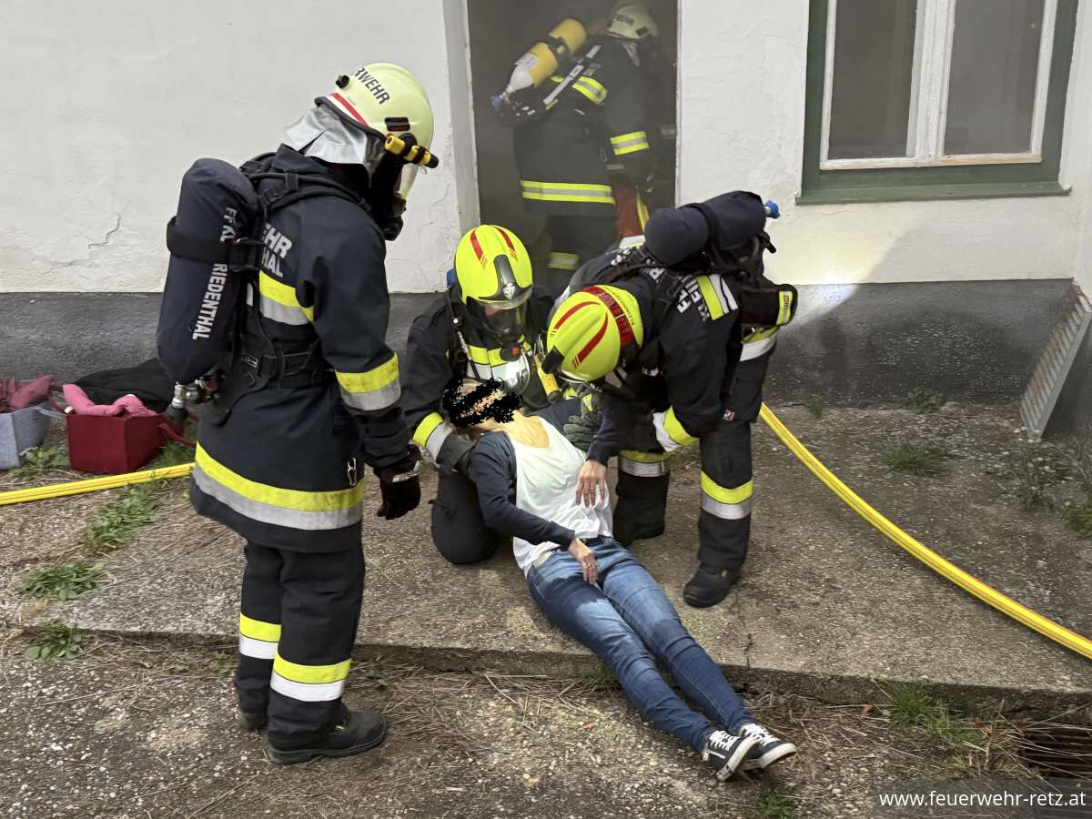 Foto 6, 13.10.2025, Unterabschnittsübung des UA Retz in Kleinriedenthal