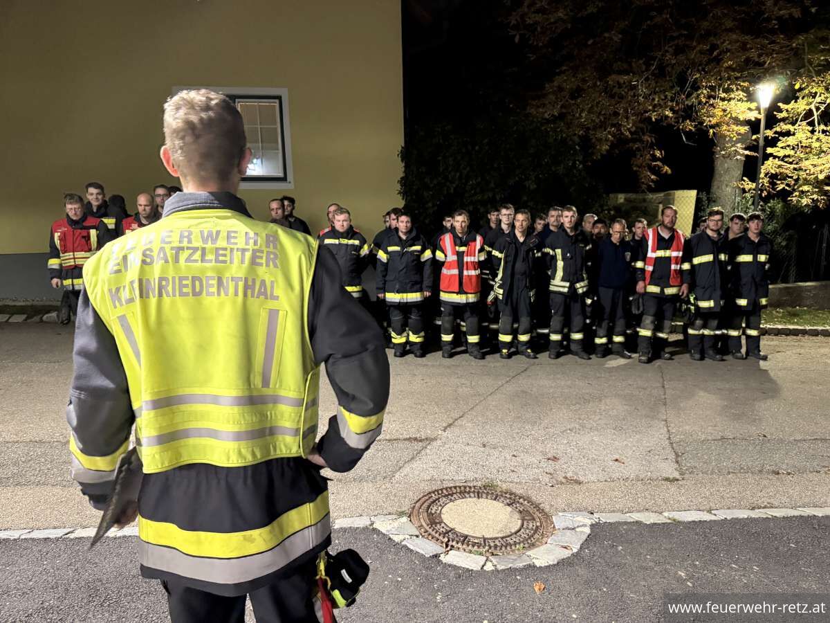 Foto 32, 13.10.2025, Unterabschnittsübung des UA Retz in Kleinriedenthal