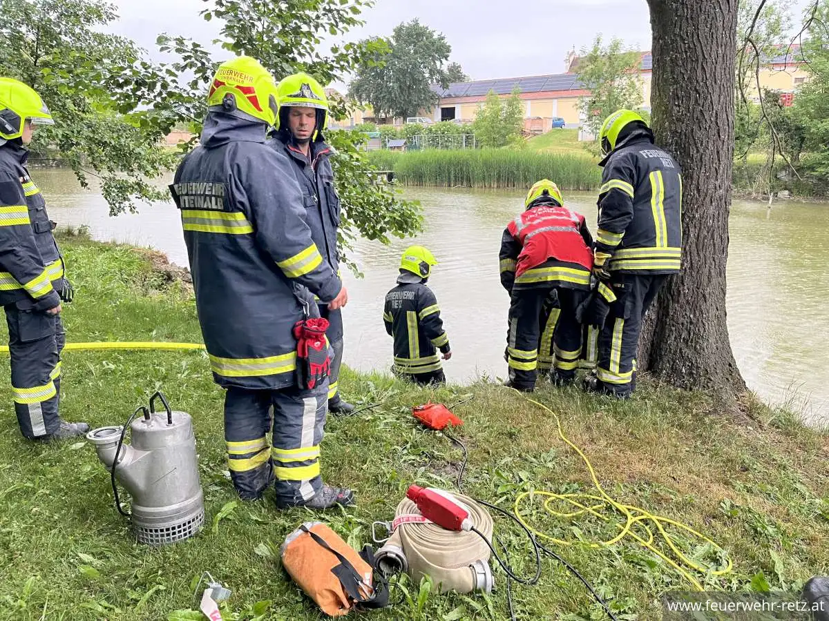 Foto 6, 11.06.2026, Gemeinsam für den Ernstfall gerüstet: Übung der FF Retz und FF Unternalb