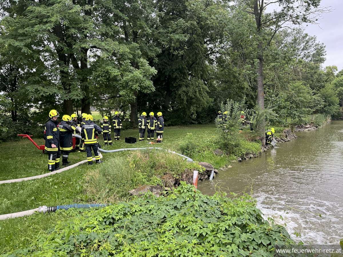 Foto 7, 11.06.2026, Gemeinsam für den Ernstfall gerüstet: Übung der FF Retz und FF Unternalb Foto 7, 11.06.2026, Gemeinsam für den Ernstfall gerüstet: Übung der FF Retz und FF Unternalb