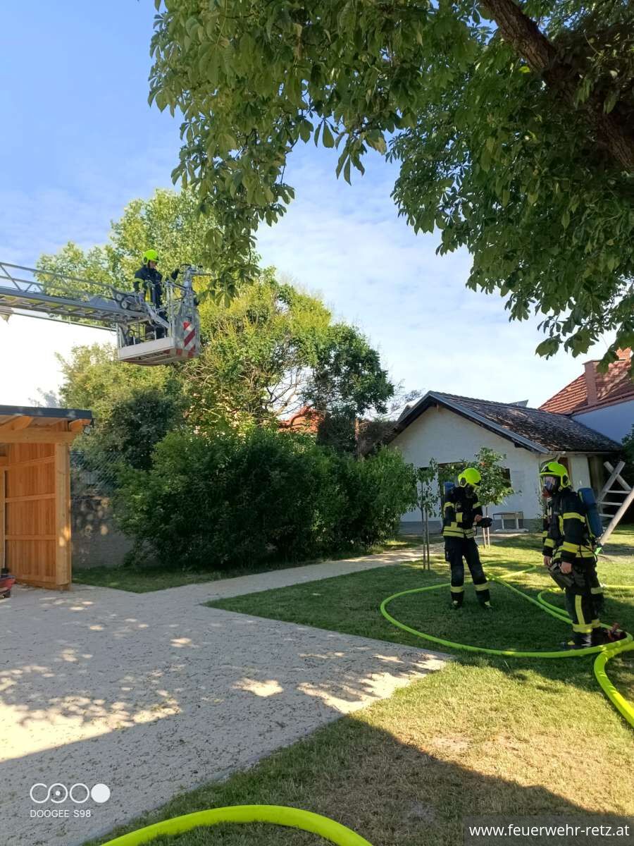 Foto 3, 15.06.2026, Erfolgreiche Übungen der Feuerwehr Retz im Kindergarten und in der Mittelschule