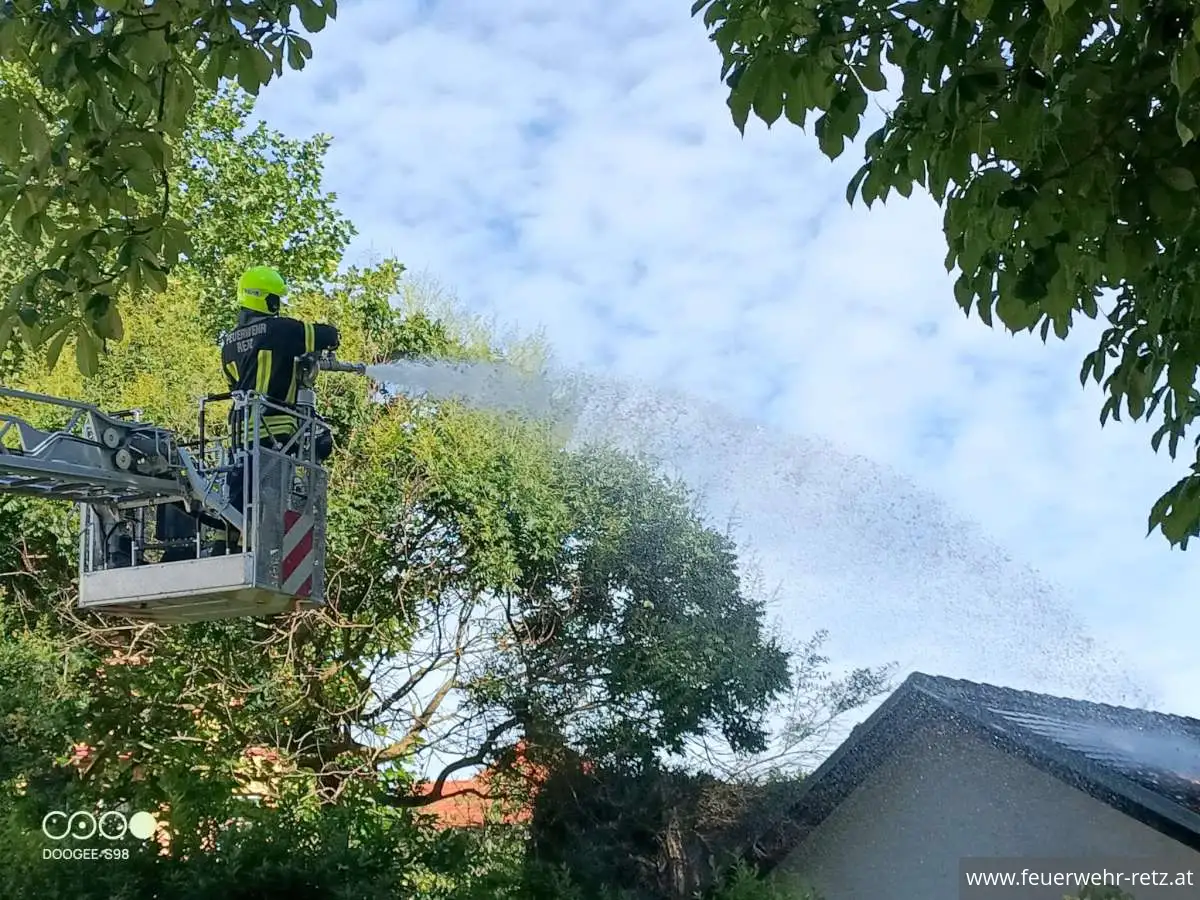 Foto 4, 15.06.2026, Erfolgreiche Übungen der Feuerwehr Retz im Kindergarten und in der Mittelschule