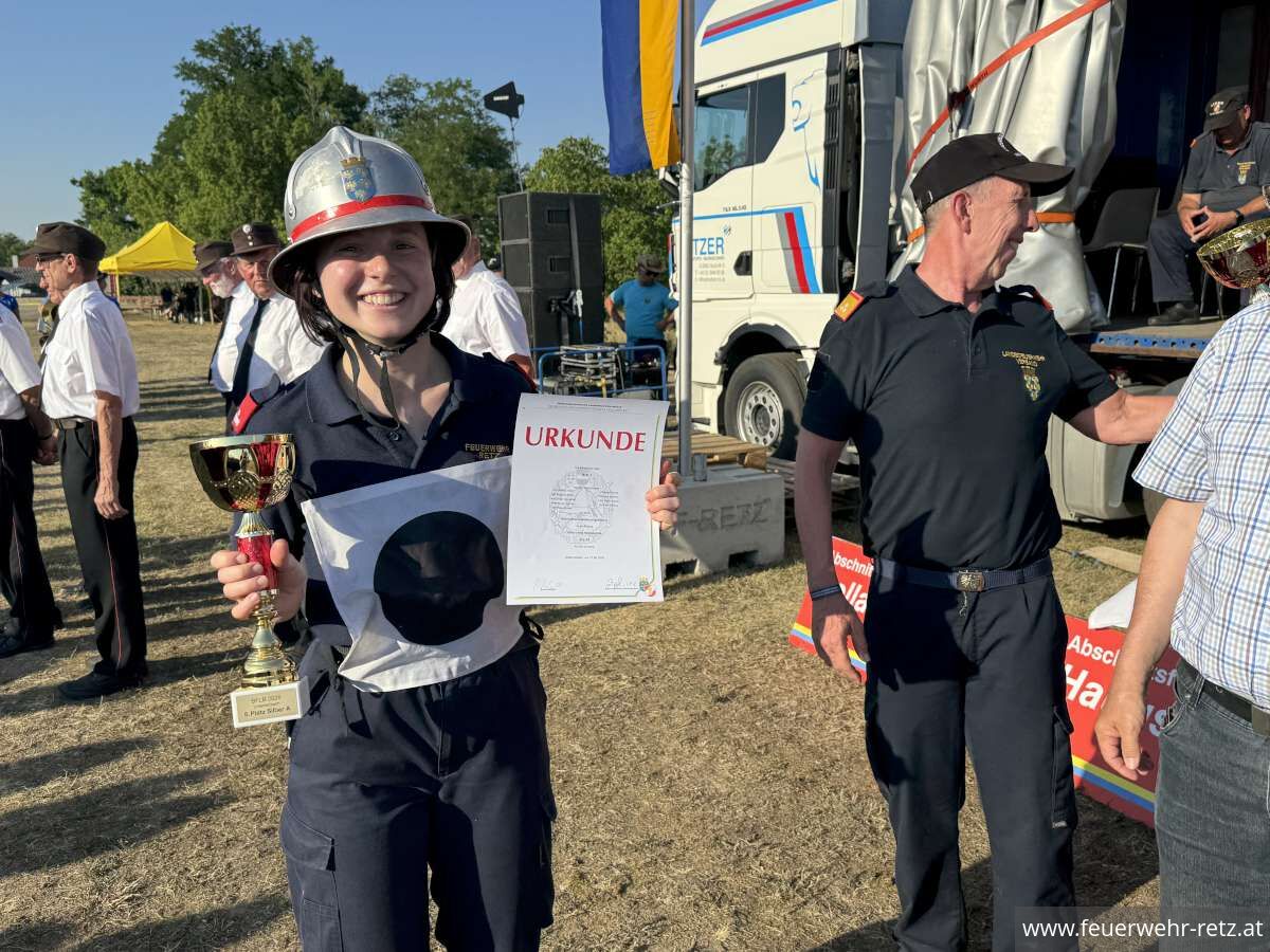 Foto 8, 03.07.2026, Erfolgreiche Teilnahme der FF Retz bei den Bezirksfeuerwehrleistungsbewerben in Unterretzbach