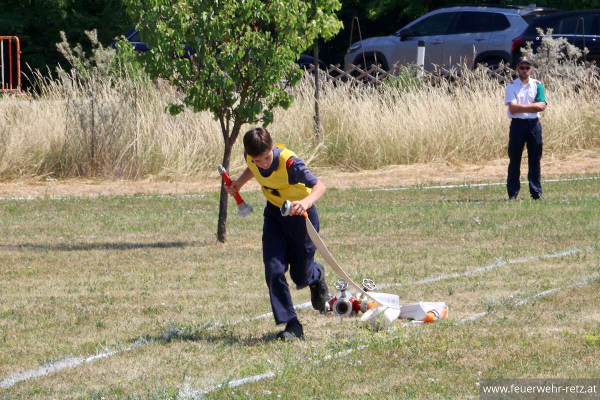 Foto 10, 03.07.2026, Erfolgreiche Teilnahme der FF Retz bei den Bezirksfeuerwehrleistungsbewerben in Unterretzbach