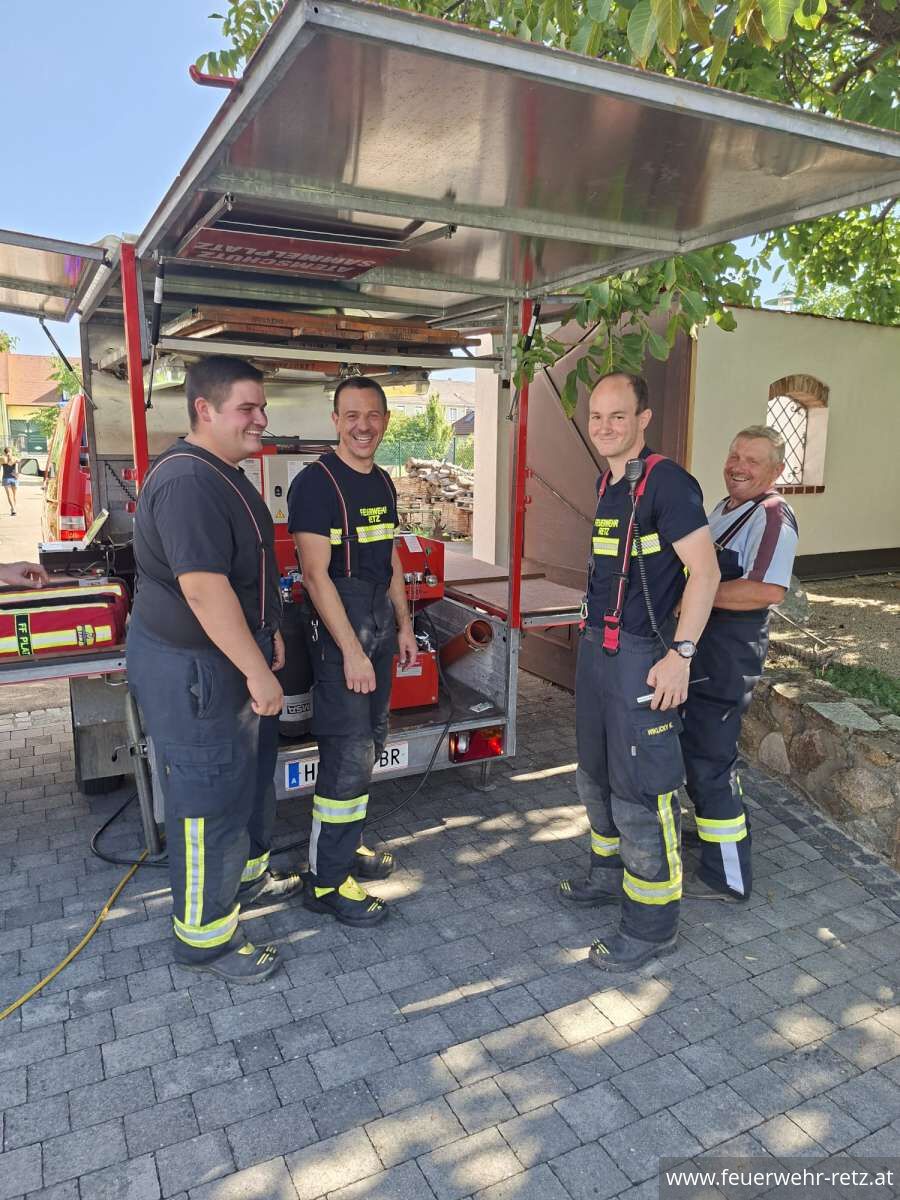 Foto 8, 10.08.2026, Brandeinsatz - Gebäudebrand in Zellerndorf