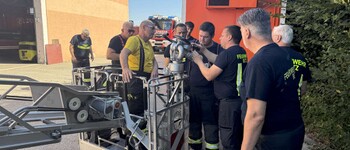 Bild zu Artikel Weiterbildung mit der Drehleiter