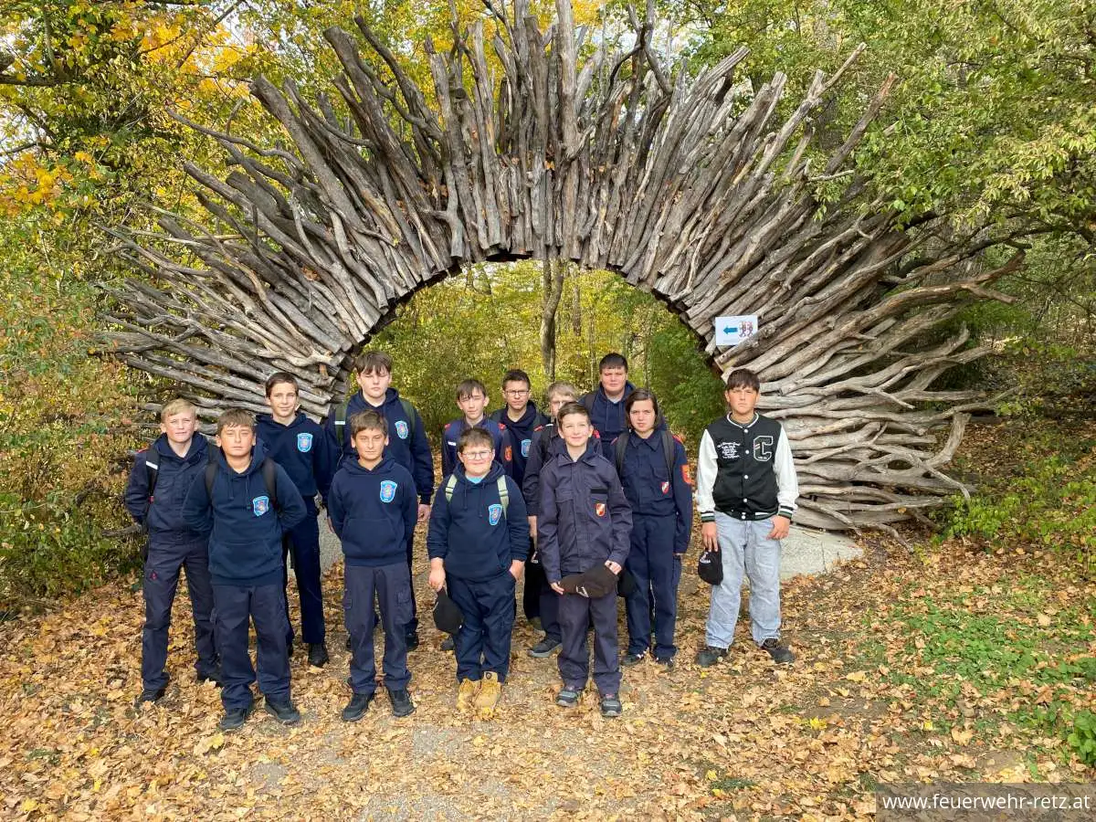 Foto 5, 19.10.2026, Feuerwehrjugend Retz erfolgreich beim Fertigkeitsabzeichen „Sicher zu Wasser & Land“