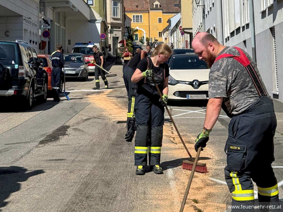 Foto 2, 14.08.2025, Schadstoffeinsatz - Betriebsmittelaustritt