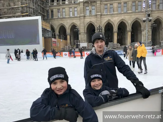 Foto 10, 13.02.2019, Jugendfeuerwehr Retz am Wiener Eistraum