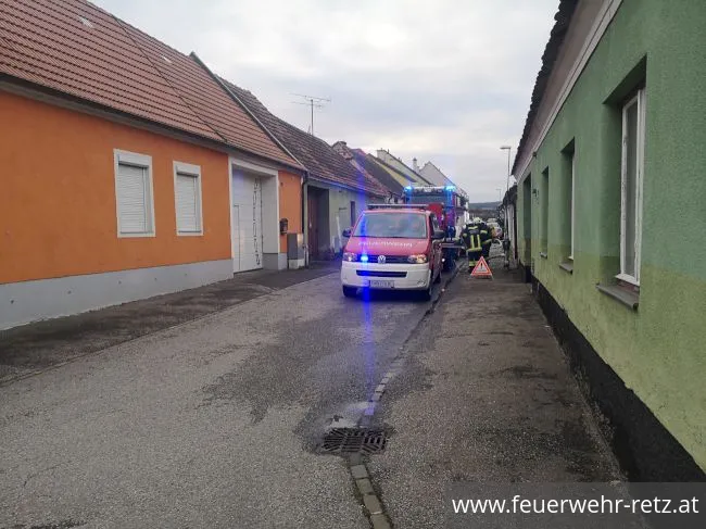 Foto 2, 10.12.2022, Brandeinsatz - Kellerbrand in Obernalb