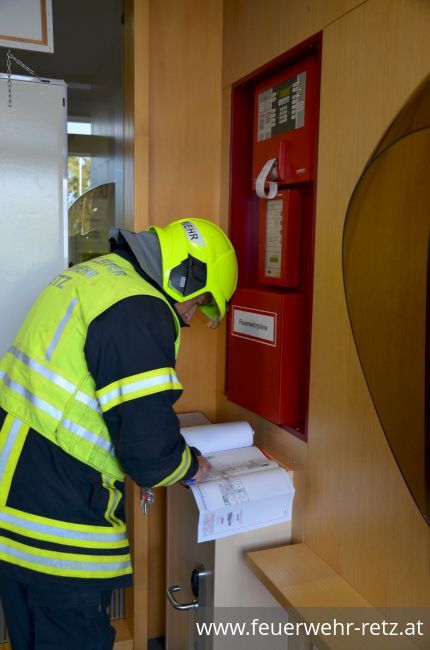 Foto 6, 14.06.2018, Unterabschnittsübung des UA Retz - NÖ Pflege- und Betreuungszentrum Retz