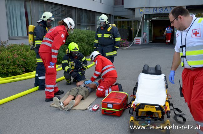 Foto 12, 14.06.2018, Unterabschnittsübung des UA Retz - NÖ Pflege- und Betreuungszentrum Retz
