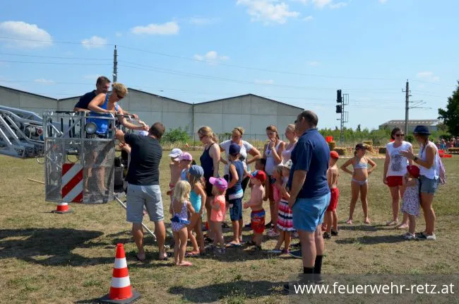 Foto 8, 07.08.2018, Hitzerekord beim Ferienspiel der Freiwilligen Feuerwehr Retz