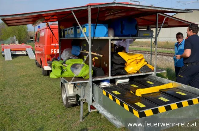 Foto 4, 11.04.2019, 3. Blaulicht-Stammtisch im Zeichen der Feuerwehr!