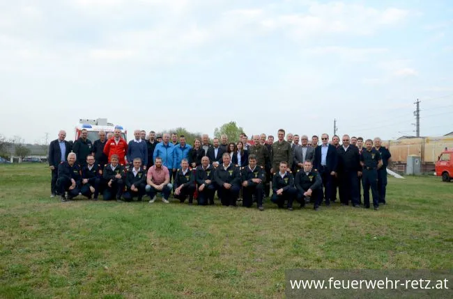 Foto 11, 11.04.2019, 3. Blaulicht-Stammtisch im Zeichen der Feuerwehr!