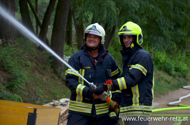 Foto 10, 30.07.2019, Übung - Brand Reithalle und Wald Foto 10, 30.07.2019, Übung - Brand Reithalle und Wald