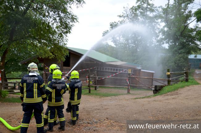 Foto 11, 30.07.2019, Übung - Brand Reithalle und Wald Foto 11, 30.07.2019, Übung - Brand Reithalle und Wald