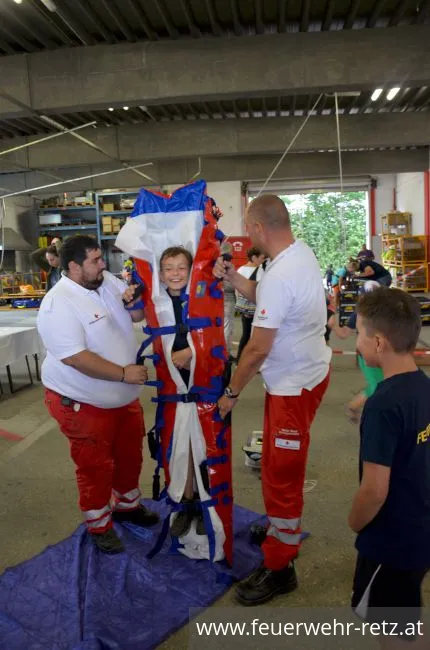 Foto 14, 02.09.2019, Ferienspiel der Blaulichtorganisationen 2019 - Blaulichtnachmittag mit Feuerwehr und Rotes Kreuz