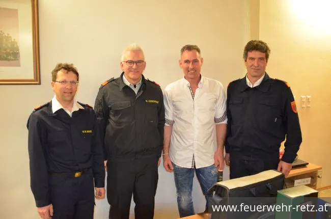 Foto 5, 29.02.2020, Winterschulung im Feuerwehrhaus Retz - Alternative Antriebe - Interessanter Vortrag