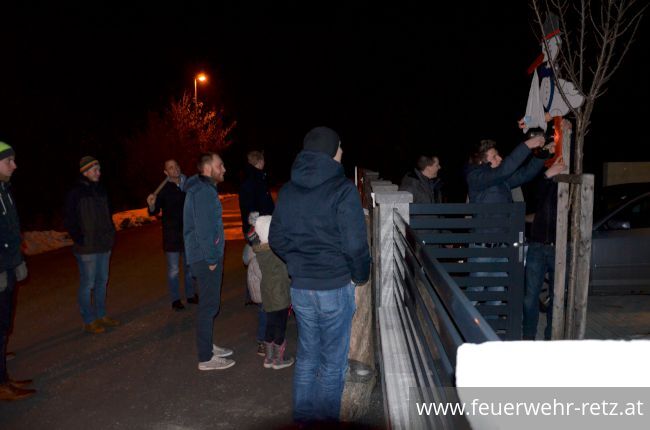Foto 3, 24.02.2018, Der Feuerwehr - Storch ist gelandet