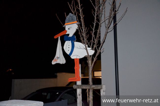 Foto 5, 24.02.2018, Der Feuerwehr - Storch ist gelandet