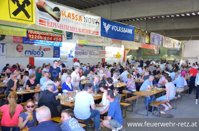 Foto 13, 07.05.2018, Feuerwehr-Heuriger 2018 in Retz