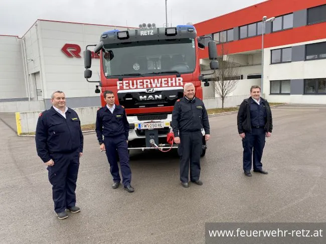 Foto 1, 04.02.2021, HLF3 - Neues Tanklöschfahrzeug für die Freiwillige Feuerwehr der Stadt Retz