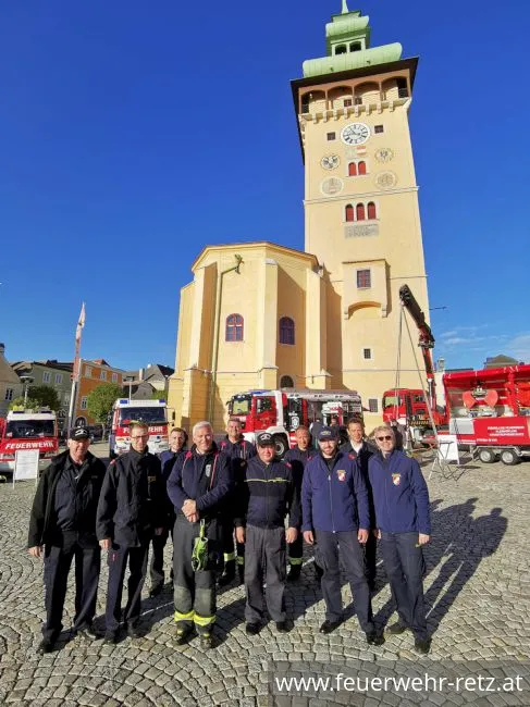 Foto 5, 25.10.2021, Sicherheitstag 2021 - Feuerwehren des Unterabschnittes präsentierten sich am Retzer Hauptplatz