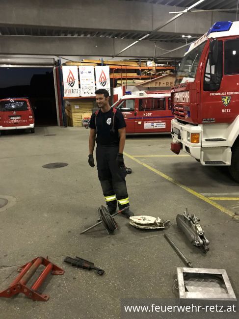 Foto 4, 14.09.2018, Mittwochsübungen - Kran und Greifzug im Einsatz Foto 4, 14.09.2018, Mittwochsübungen - Kran und Greifzug im Einsatz