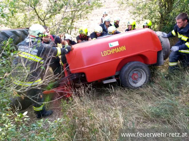 Foto 2, 02.08.2018, Technischer Einsatz - Traktorbergung in Kleinhöflein