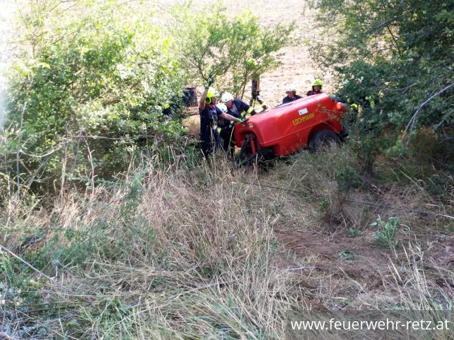 Foto 3, 02.08.2018, Technischer Einsatz - Traktorbergung in Kleinhöflein