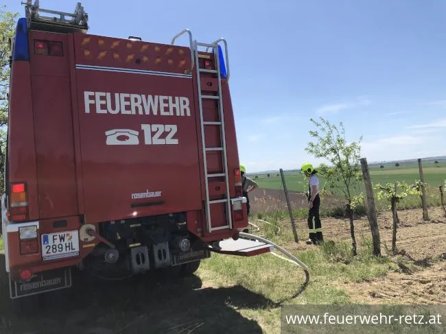 Foto 3, 14.05.2022, Brandeinsatz - Flurbrand am Schatzberg