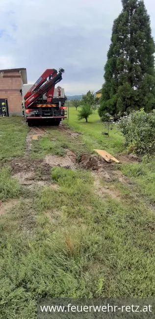 Foto 4, 31.08.2021, Technischer Einsatz - LKW-Bergung 