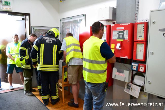 Foto 4, 21.09.2018, Übung - Hydraulischer Rettungssatz und Kran im Einsatz