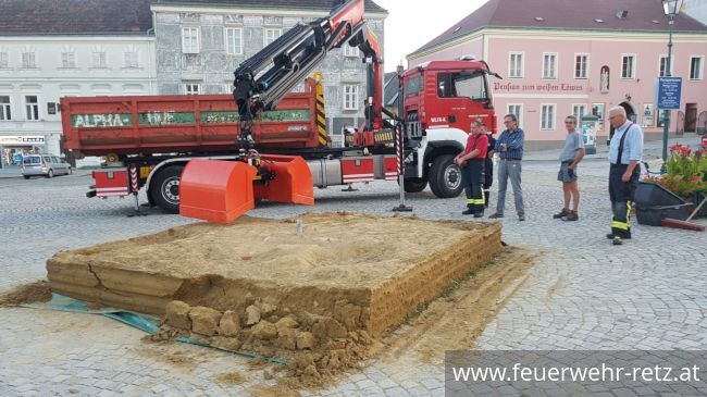 Foto 5, 14.09.2018, Mittwochsübungen - Kran und Greifzug im Einsatz Foto 5, 14.09.2018, Mittwochsübungen - Kran und Greifzug im Einsatz