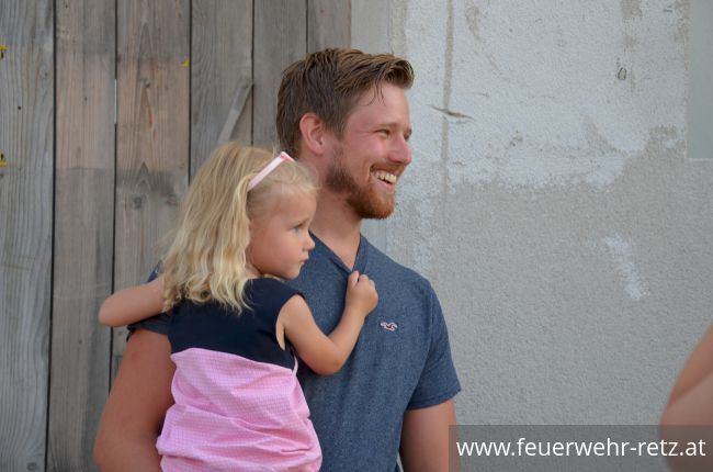 Foto 3, 30.07.2019, Storch aufstellen bei Oberfeuermann Lukas Wammerl-Schinner Foto 3, 30.07.2019, Storch aufstellen bei Oberfeuermann Lukas Wammerl-Schinner
