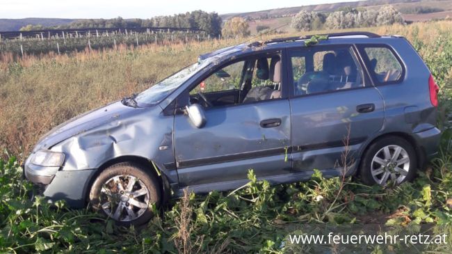 Foto 1, 15.10.2019, Technischer Einsatz - Fahrzeugbergung nach Verkehrsunfall
